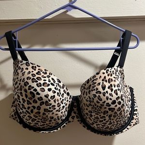 Lane Bryant Cacique Leopard Print underwire Bra, 42 DDD, EXCELLENT condition